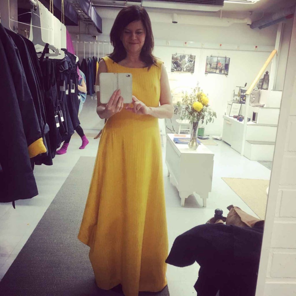 outi_alanko_kahiluoto_linnanjuhlapuku